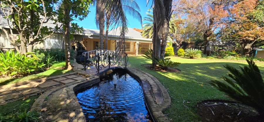 5 Bedroom Property for Sale in Stilfontein Ext 4 North West